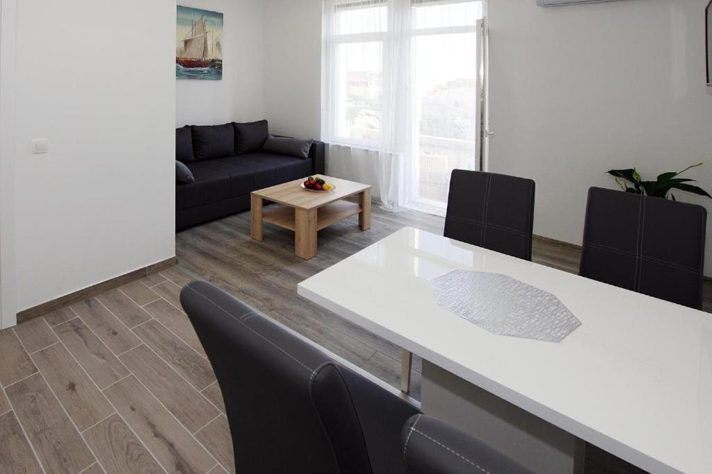 Sophie The Center Of The Old Town Apartment Zadar